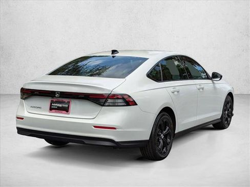 Certified 2025 Honda Accord SE image 2