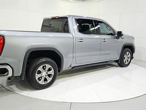Used 2024 GMC Sierra 1500 SLT RWD image 8