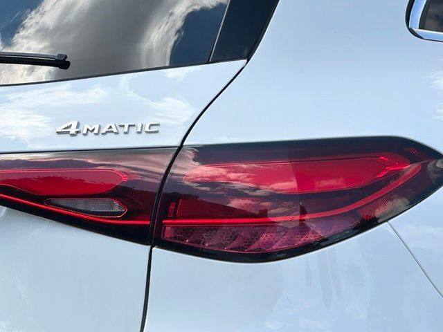 Certified 2025 Mercedes-Benz GLC 350e 4MATIC image 12