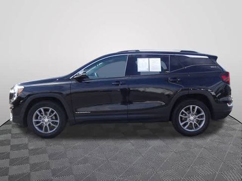 Used 2024 GMC Terrain SLT AWD/4WD image 2