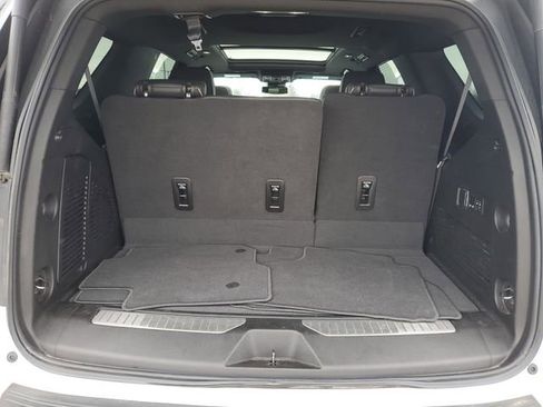 Used 2023 Chevrolet Tahoe Premier image 32