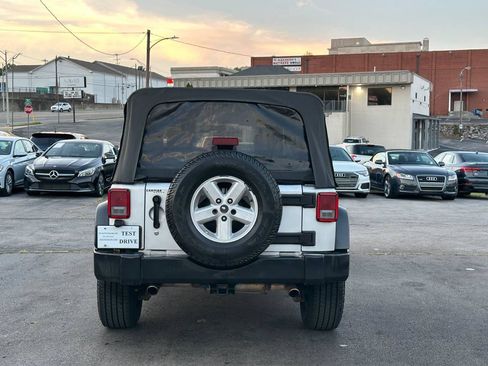 Used 2007 Jeep Wrangler Unlimited X RWD image 8