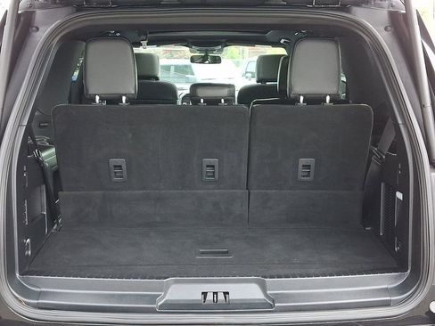 Certified 2021 Ford Expedition XLT image 30