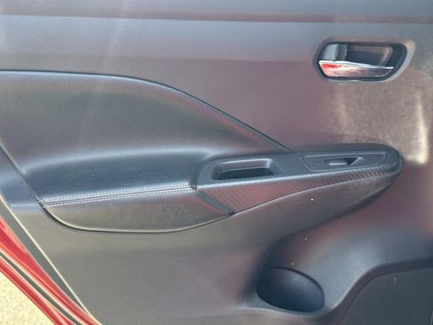 Certified 2022 Nissan Versa SR w/ Convenience Package FWD image 12