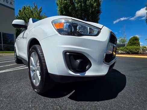 Used 2013 Mitsubishi Outlander Sport ES FWD image 10