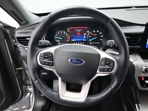 Certified 2023 Ford Explorer XLT w/ Equipment Group 202A image 13