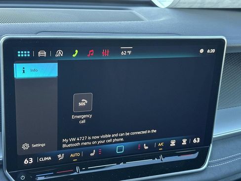 New 2026 Volkswagen Tiguan SE R-Line image 11