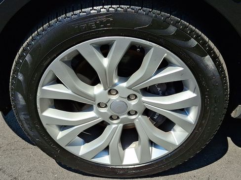 Used 2021 Land Rover Range Rover Autobiography AWD/4WD image 9