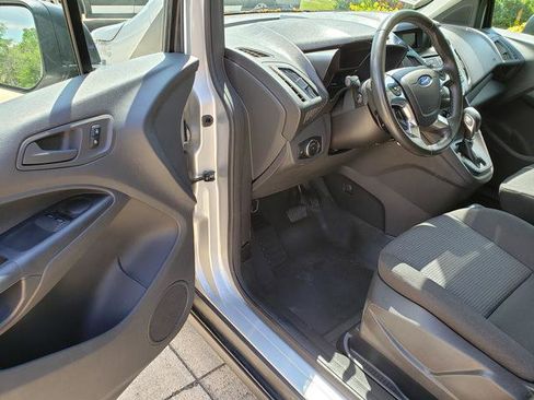 Used 2016 Ford Transit Connect XL image 10