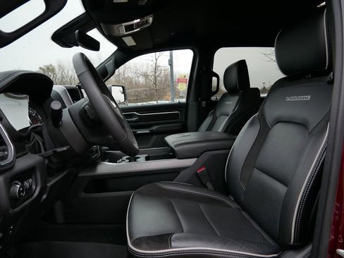 Used 2025 RAM 1500 Laramie image 3