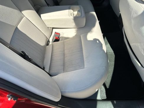 Used 2025 Nissan Altima 2.5 SV FWD image 19