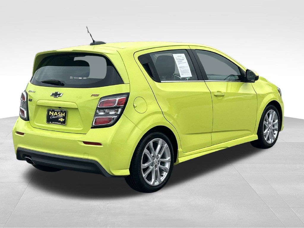 Used 2019 Chevrolet Sonic LT FWD image 3
