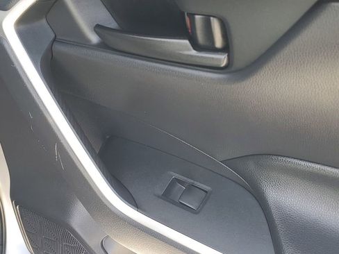 Used 2019 Toyota RAV4 LE image 44