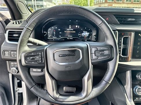 Used 2023 GMC Yukon Denali Ultimate image 14