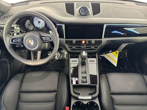 New 2026 Porsche Macan S image 6
