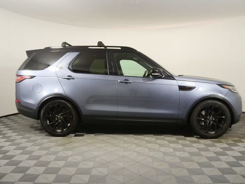 Used 2019 Land Rover Discovery HSE AWD/4WD image 2