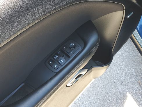 Used 2023 Dodge Challenger R/T w/ Shaker Package image 11