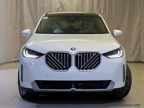 New 2026 BMW X3 xDrive30 w/ Premium Package image 5