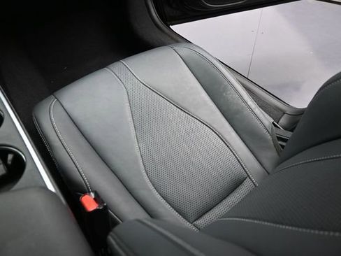 Used 2022 Acura TLX w/ Technology Package FWD image 13