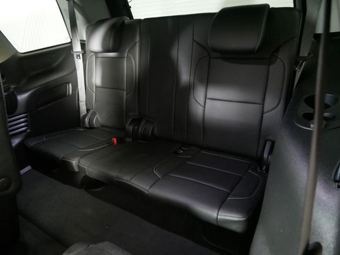 Used 2019 Chevrolet Tahoe LT w/ LT Signature Package AWD/4WD image 33
