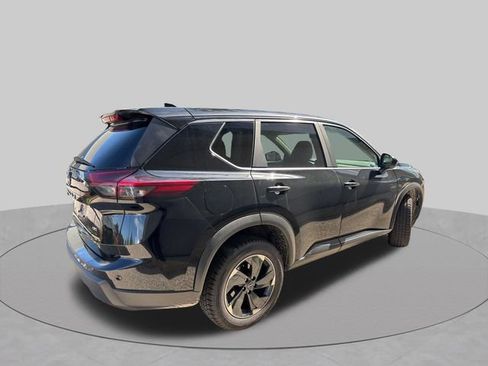 Used 2025 Nissan Rogue SV AWD/4WD image 9
