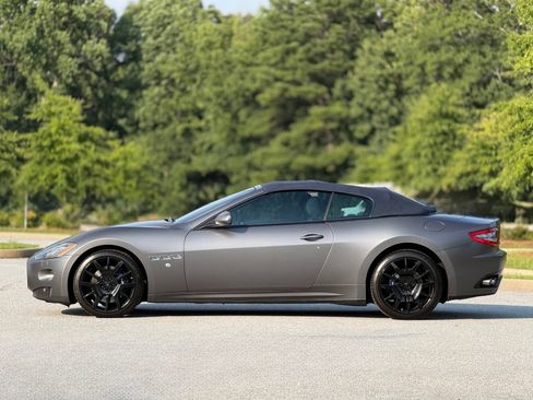Used 2013 Maserati GranTurismo Convertible RWD image 9