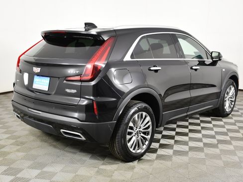 Used 2025 Cadillac XT4 Premium Luxury AWD/4WD image 6