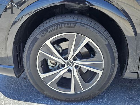 Used 2023 Lexus RX 350 Premium w/ Cold Area Package FWD image 17