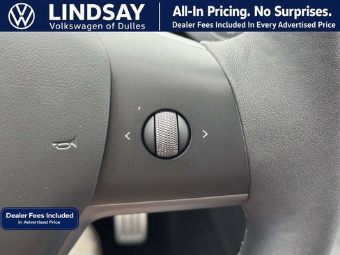 Used 2023 Tesla Model Y Performance AWD/4WD image 22