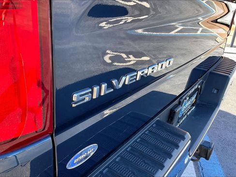 Used 2022 Chevrolet Silverado 1500 LTZ image 8