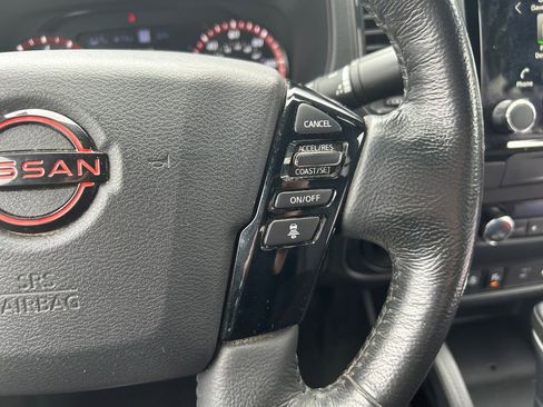 Used 2022 Nissan Frontier PRO-4X w/ Pro-4X Premium Package image 17