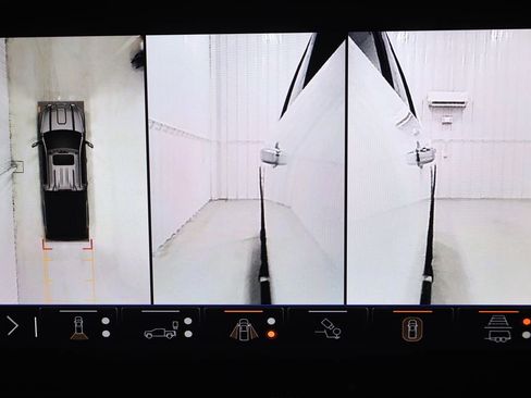 Used 2024 GMC Sierra 2500 Denali w/ Denali Reserve Package image 30