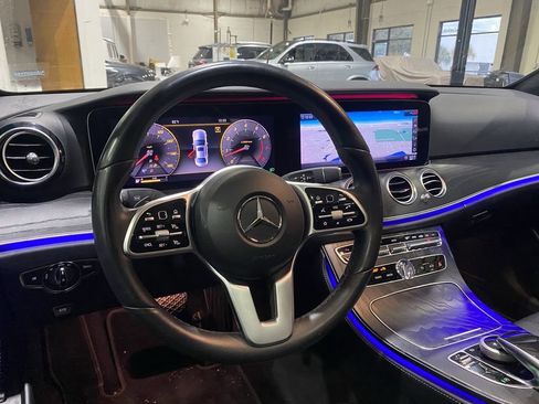 Used 2020 Mercedes-Benz E 450 4MATIC Sedan image 3