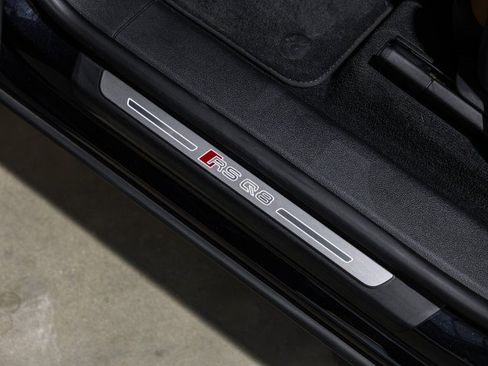 Used 2021 Audi RS Q8 AWD/4WD image 40
