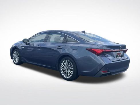 Used 2020 Toyota Avalon Limited w/ Advanced Safety Package FWD image 4