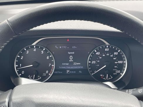 Used 2024 Nissan Frontier SV w/ SV Convenience Package image 21