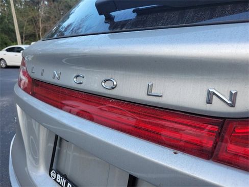 Used 2017 Lincoln MKC Reserve image 8