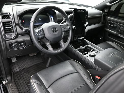 Used 2024 RAM 2500 Limited image 21