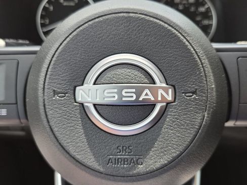 Used 2023 Nissan Rogue S FWD image 26
