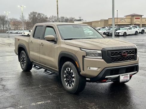 Used 2023 Nissan Frontier PRO-4X w/ Technology Package image 2