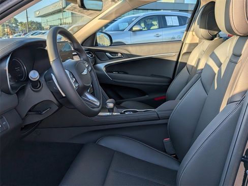 New 2026 Genesis G70 2.5T image 12