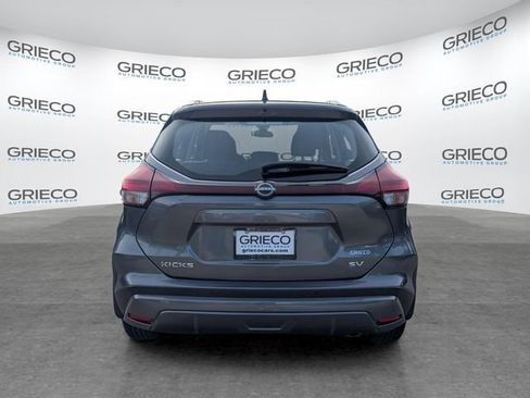 Used 2024 Nissan Kicks SV FWD image 6
