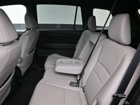 Used 2023 Honda Passport EX-L image 14