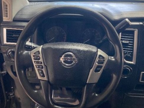 Used 2018 Nissan Titan S w/ S Utility Package RWD image 19