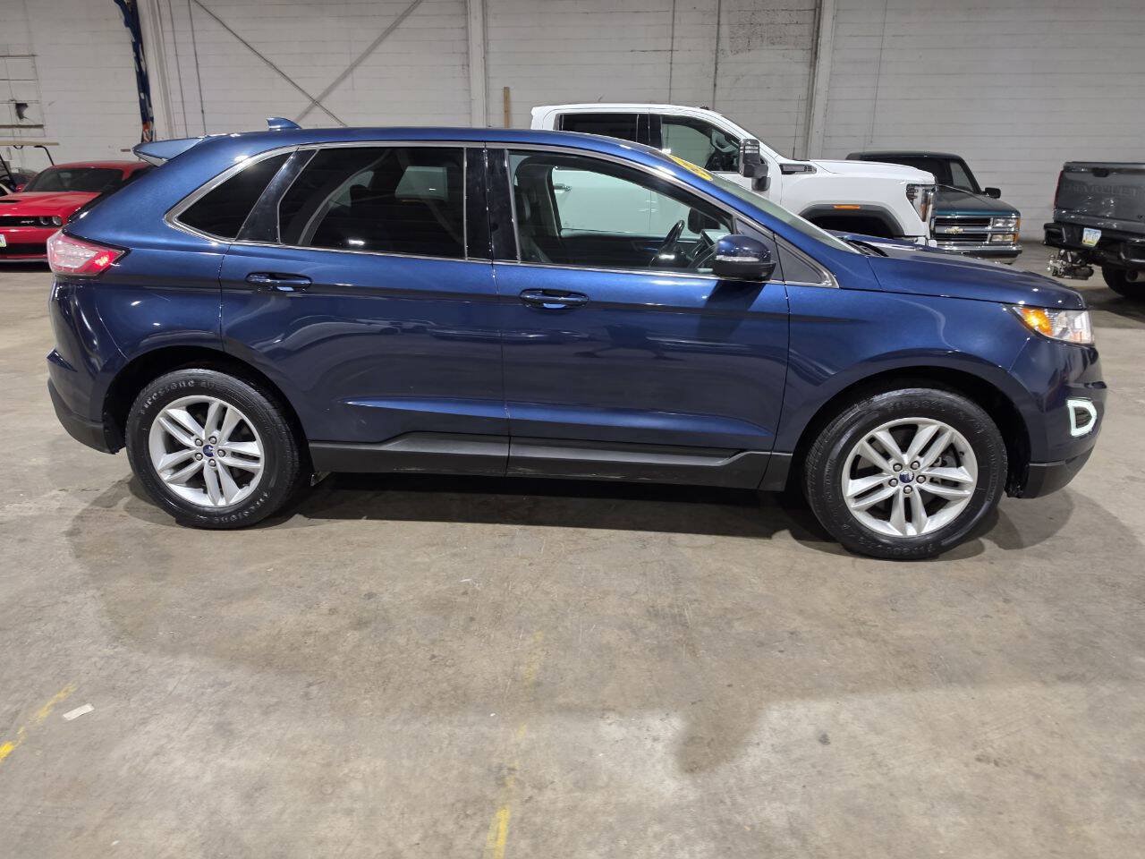 Used 2017 Ford Edge SEL w/ Equipment Group 201A AWD/4WD image 14