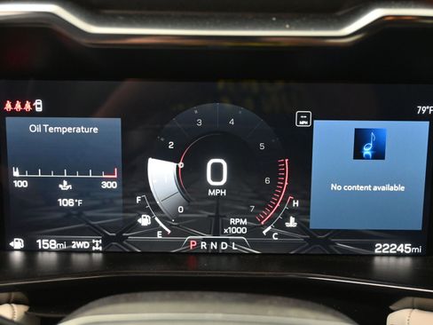 Used 2024 GMC Canyon AT4X image 10