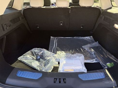 New 2026 Lincoln Nautilus Premier w/ Equipment Group 102A image 25