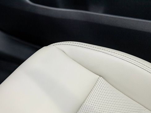 New 2026 BMW X1 xDrive28i w/ Convenience Package image 23