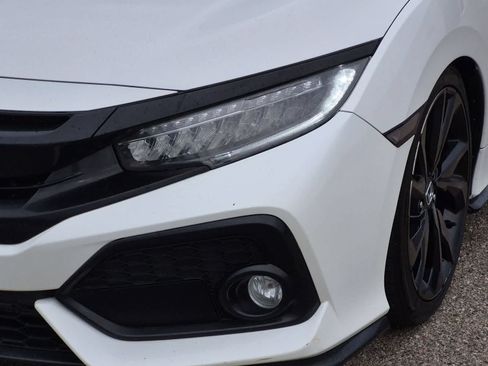 Used 2017 Honda Civic Sport Touring image 11