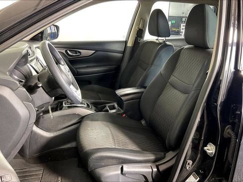 Used 2018 Nissan Rogue S FWD image 30